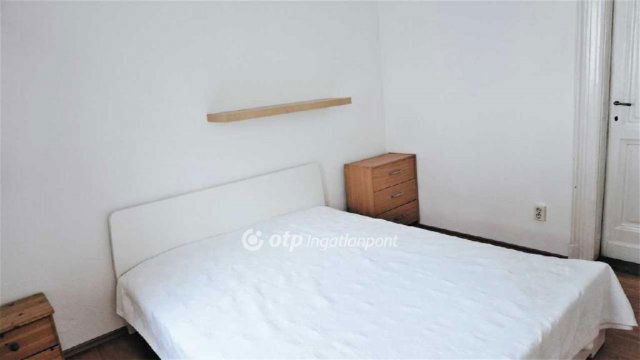 Eladó téglalakás, Budapesten, V. kerületben 86.9 M Ft, 2 szobás