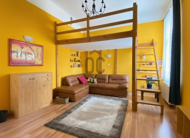 Eladó téglalakás, Budapesten, VI. kerületben 84.9 M Ft, 2 szobás