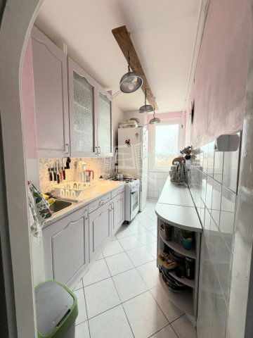 Eladó panellakás, Budapesten, XV. kerületben 66.9 M Ft