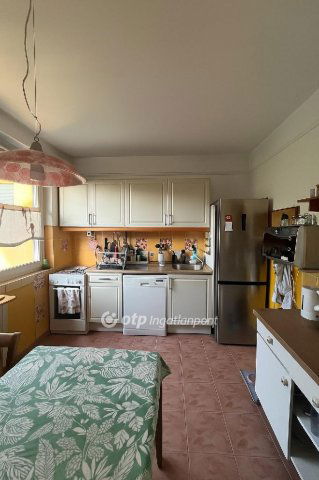 Eladó panellakás, Budapesten, VIII. kerületben 89.9 M Ft