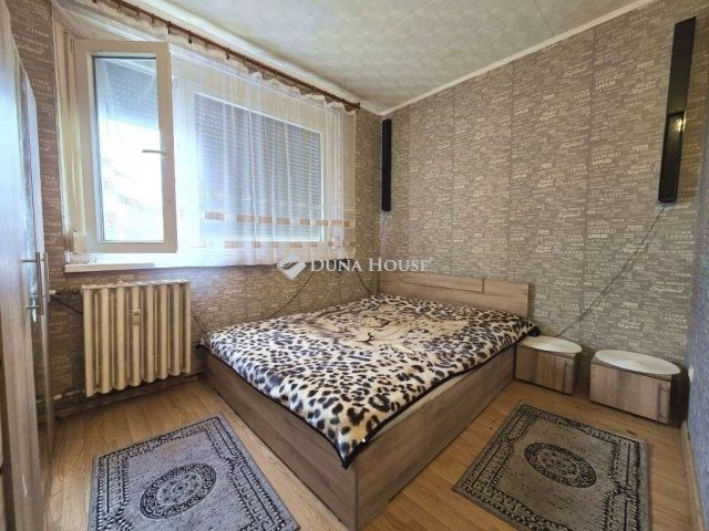 Eladó panellakás, Budapesten, XVIII. kerületben 63 M Ft, 3 szobás