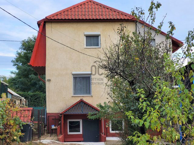 Eladó nyaraló, Fóton 56 M Ft, 4 szobás / költözzbe.hu