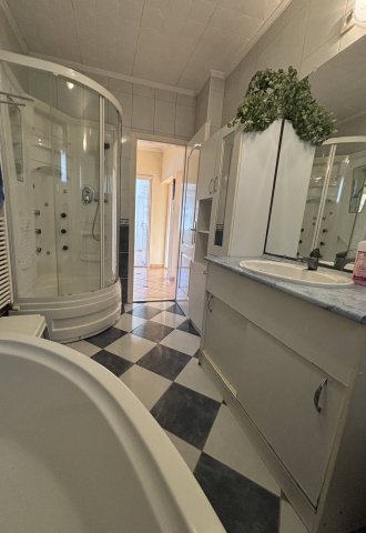 Eladó családi ház, Miskolcon 89 M Ft, 3 szobás