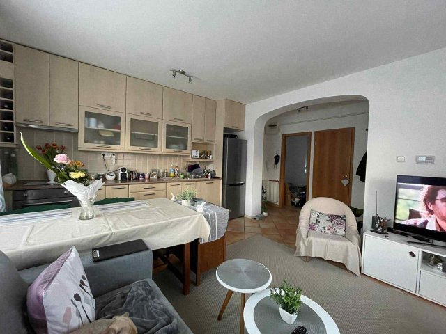 Eladó téglalakás, Debrecenben, Kemény Zsigmond utcában 0.18 M Ft