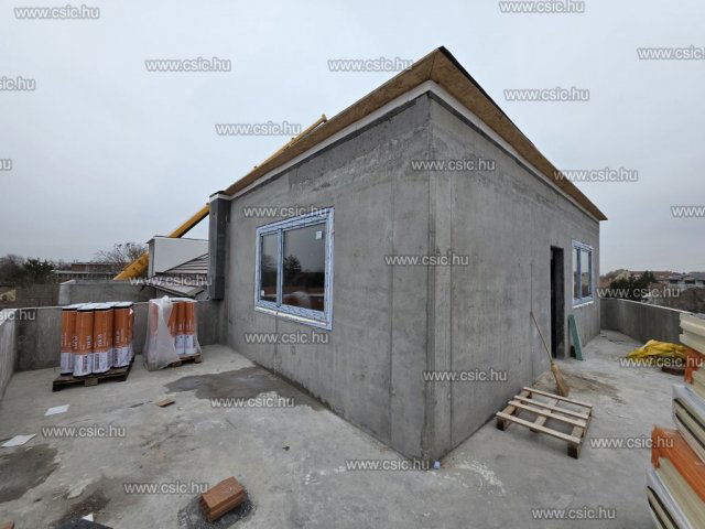 Eladó téglalakás, Budapesten, XVIII. kerületben 89.9 M Ft