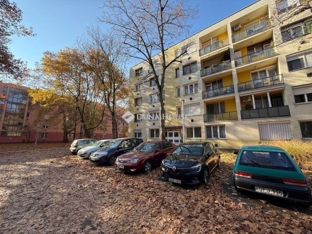 Eladó téglalakás, Kecskeméten 43.9 M Ft, 2 szobás