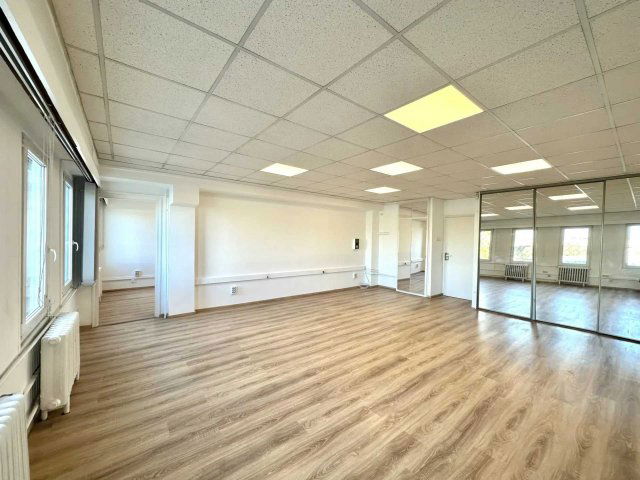 Kiadó iroda, Budapesten, XIV. kerületben, Ungvár utcában