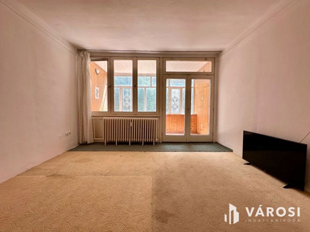 Eladó panellakás, Salgótarjánban 16.5 M Ft, 2 szobás