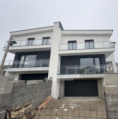 Eladó ikerház, Pécelen 153 M Ft, 5 szobás / költözzbe.hu