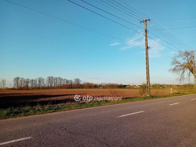 Eladó telek, Biharkeresztesen 8.7 M Ft / költözzbe.hu