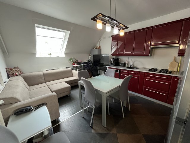 Eladó ikerház, Debrecenben 115.9 M Ft, 5 szobás