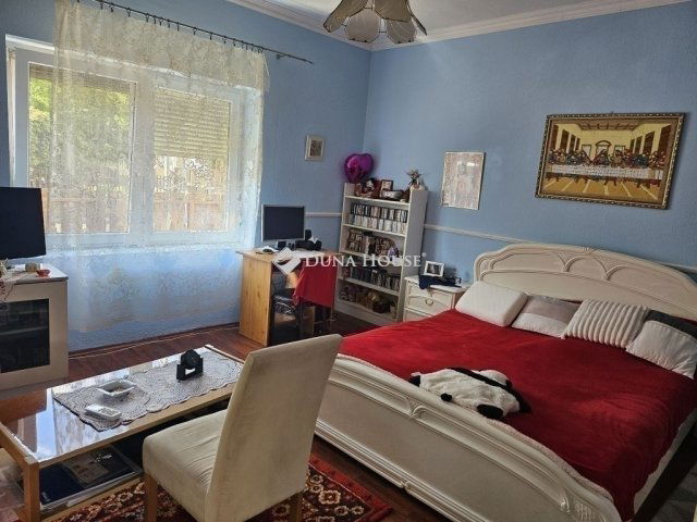 Eladó téglalakás, Vecsésen 68 M Ft, 2 szobás