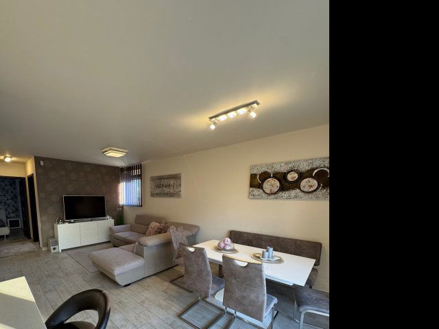 Kiadó téglalakás, albérlet, Debrecenben 350 E Ft / hó, 3 szobás