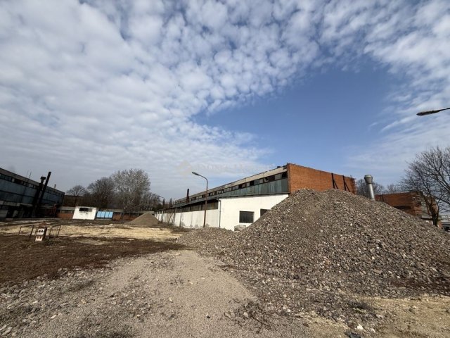 Eladó ipari ingatlan, Székesfehérvárott 1700 M Ft