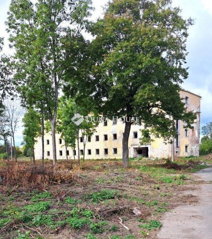 Eladó ipari ingatlan, Szentkirályszabadján 450 M Ft