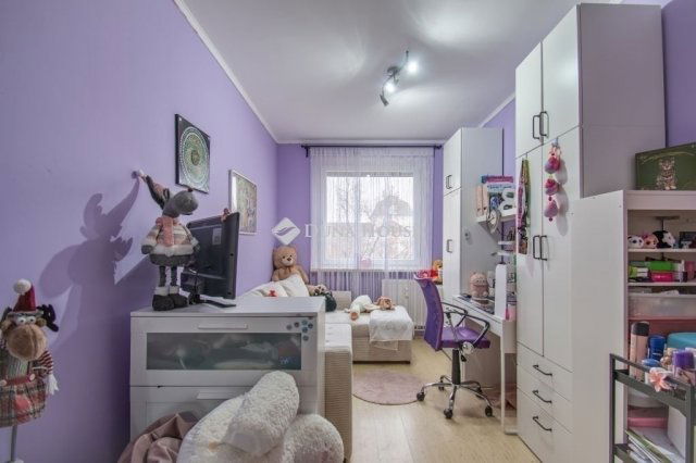 Eladó téglalakás, Budapesten, XVIII. kerületben 82.9 M Ft