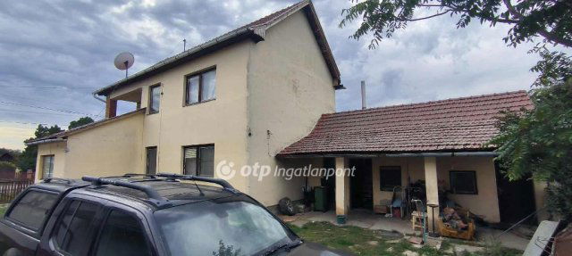Eladó családi ház, Körösladányban 28 M Ft, 3 szobás