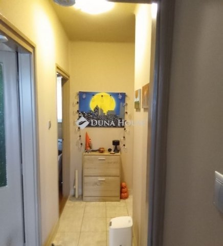 Eladó téglalakás, Vasváron 32 M Ft, 3 szobás