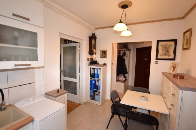 Eladó panellakás, Debrecenben 57.7 M Ft, 1+1 szobás