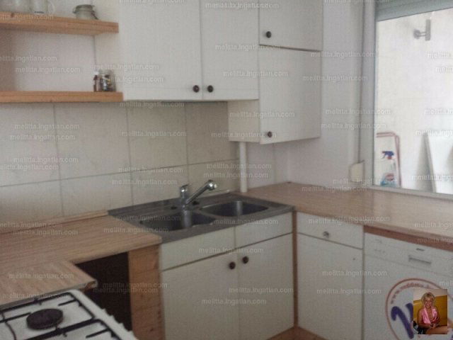 Eladó családi ház, Pécsett 98 M Ft, 3 szobás