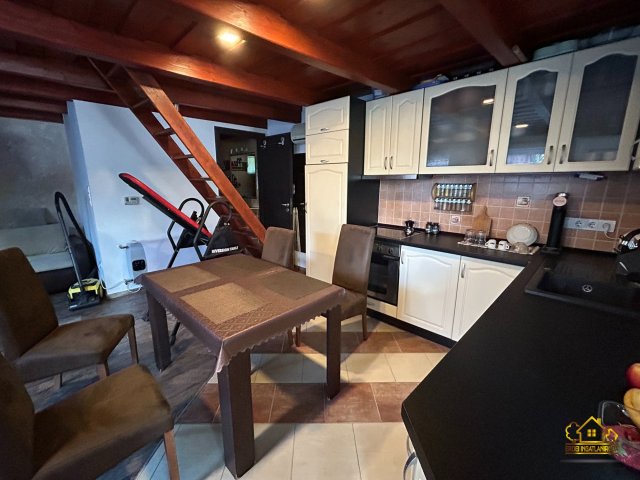 Eladó családi ház, Szigethalmon 74.9 M Ft, 3 szobás