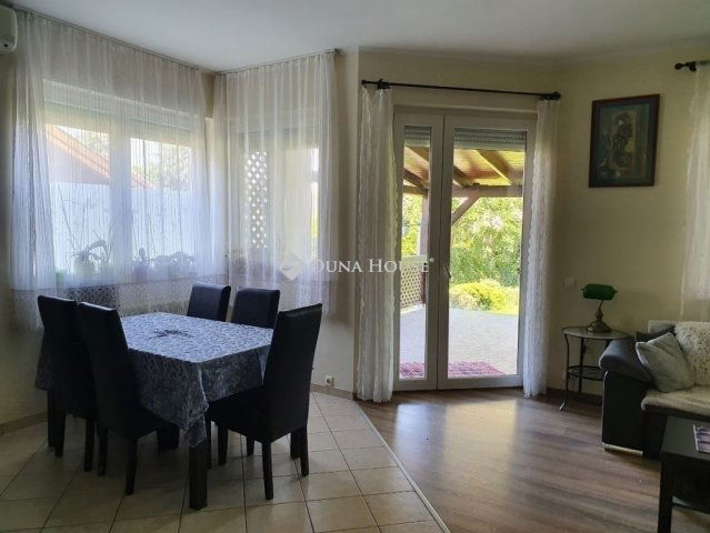 Eladó ikerház, Szadán 124.8 M Ft, 4 szobás