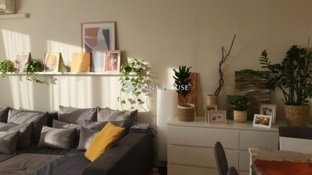 Eladó panellakás, Budapesten, X. kerületben 79.99 M Ft, 3 szobás