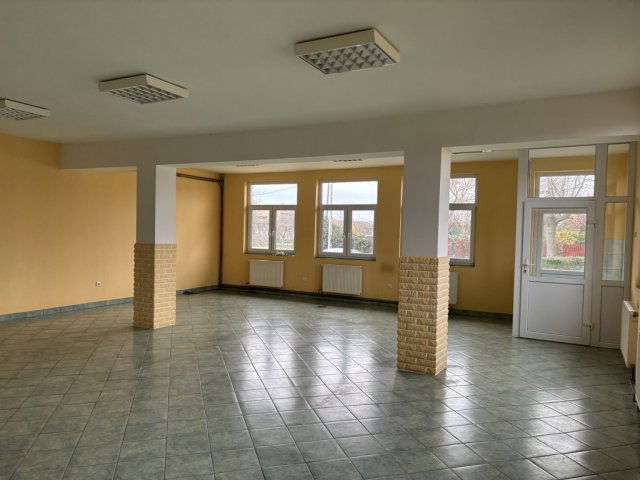 Eladó üzlethelyiség, Sajóörösön 89 M Ft