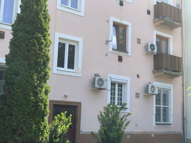 Eladó ipari ingatlan, Szombathelyen 2.2 M Ft / költözzbe.hu