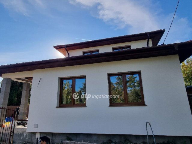 Eladó családi ház, Ráckevén 99.5 M Ft, 4 szobás