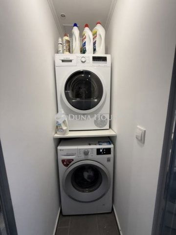 Eladó ikerház, Zalaegerszegen 69 M Ft, 3 szobás