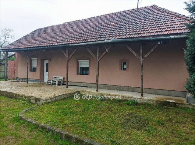 Eladó családi ház, Vajdácskán 24.7 M Ft, 2 szobás