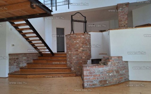 Eladó családi ház, Budapesten, III. kerületben 420 M Ft