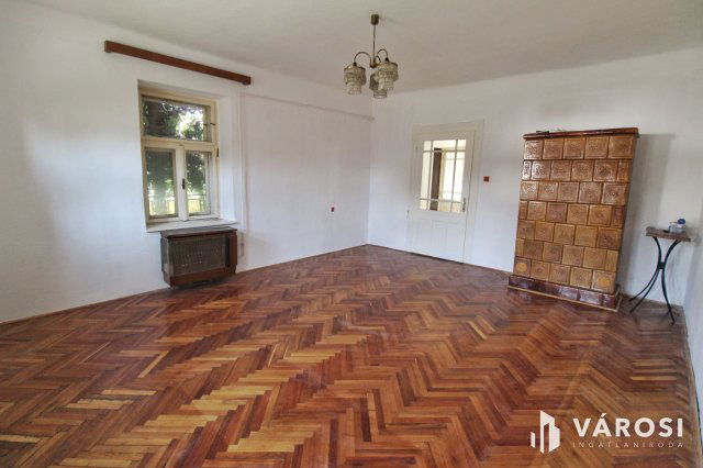 Eladó családi ház, Békéscsabán 18 M Ft, 2 szobás