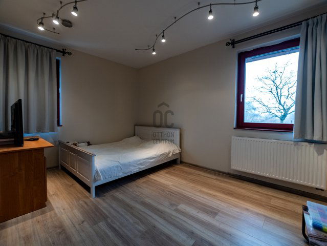 Eladó családi ház, Kecskeméten 172 M Ft, 4 szobás