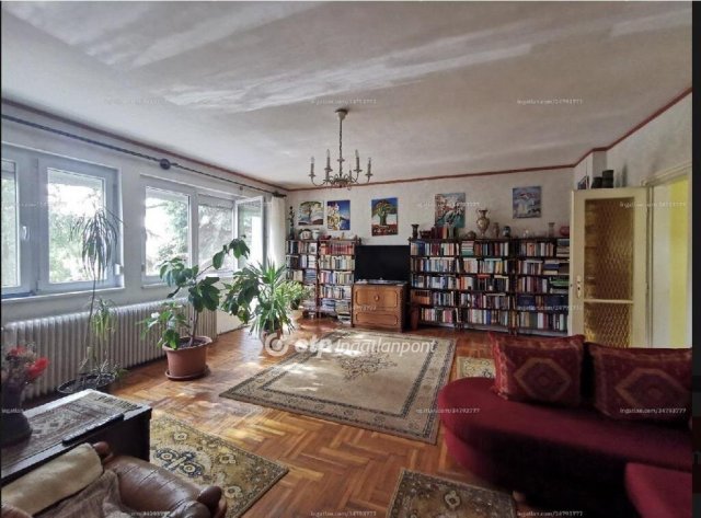 Eladó családi ház, Rácalmáson 91.25 M Ft, 5 szobás