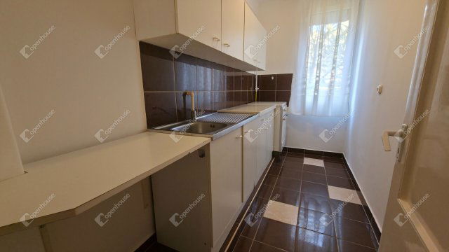 Eladó téglalakás, Miskolcon 27.5 M Ft, 2+1 szobás