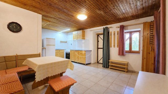Eladó nyaraló, Sarudon 23.9 M Ft, 1 szobás / költözzbe.hu