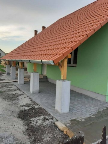 Eladó családi ház, Bucsán 30 M Ft, 2 szobás