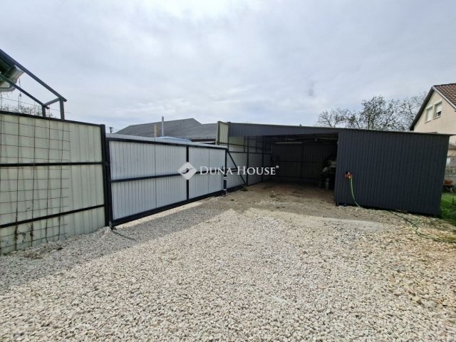 Eladó ikerház, Gyömrőn 89.9 M Ft, 3 szobás