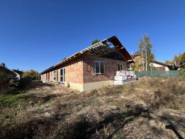 Eladó sorház, Szigetszentmártonban 59.9 M Ft, 3 szobás