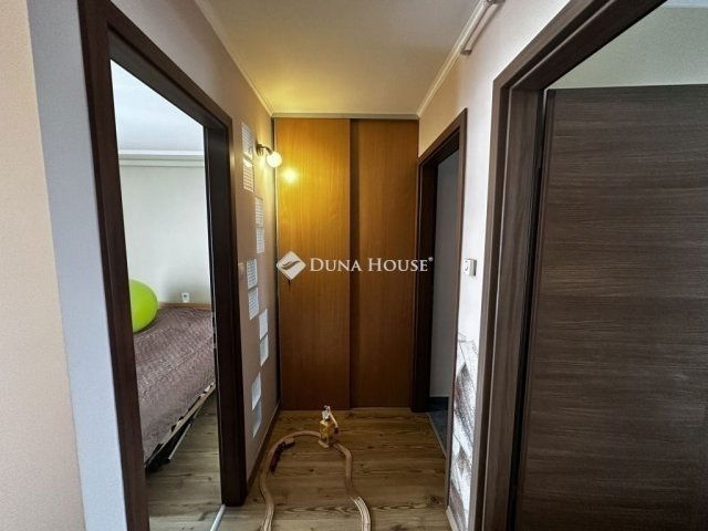 Eladó téglalakás, Budapesten, XVIII. kerületben 68 M Ft