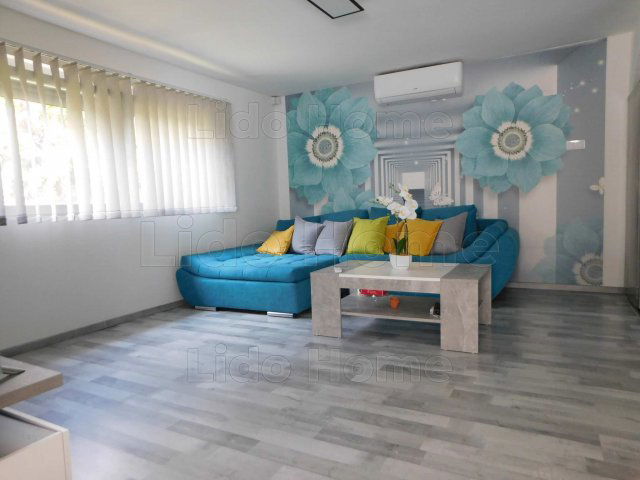 Eladó családi ház, Balatonmáriafürdőn 129 M Ft, 8+1 szobás