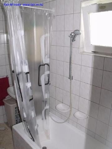 Eladó családi ház, Hódmezővásárhelyen 9.7 M Ft, 4 szobás