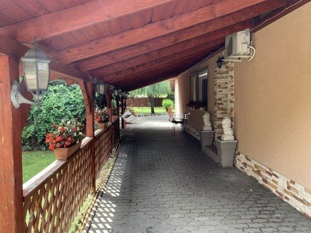 Eladó családi ház, Örkényen 59.9 M Ft, 4 szobás