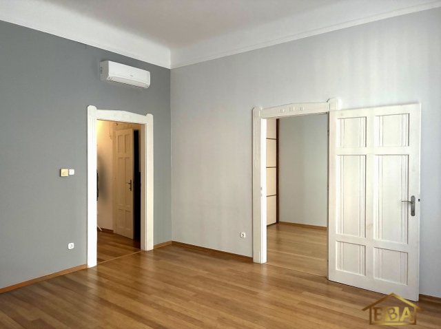 Kiadó téglalakás, albérlet, VII. kerületben, Dohány utcában