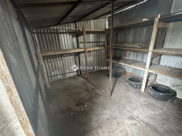 Eladó ipari ingatlan, Törökbálinton 260 M Ft