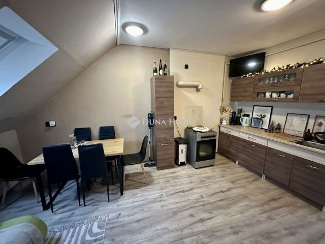 Eladó téglalakás, Debrecenben 67.9 M Ft, 2 szobás