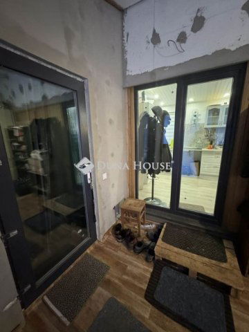 Eladó családi ház, Veszprémben 31.9 M Ft, 2 szobás