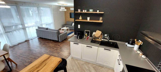 Eladó nyaraló, Balatonszárszón 109 M Ft, 2 szobás